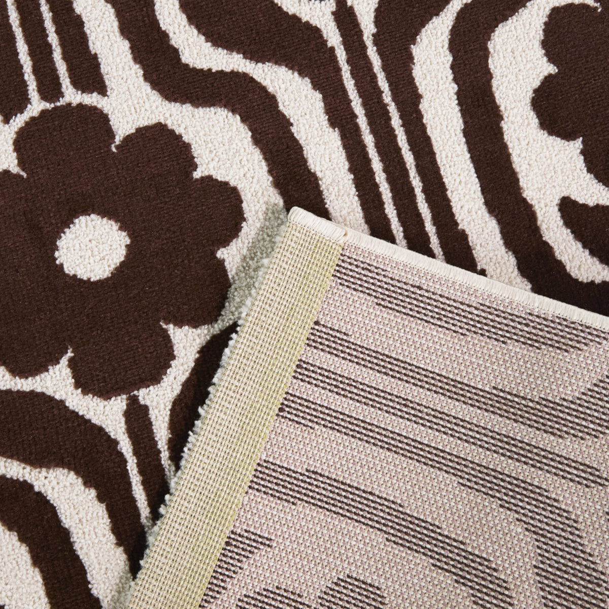 Cartellier Retro Floral Area Rug