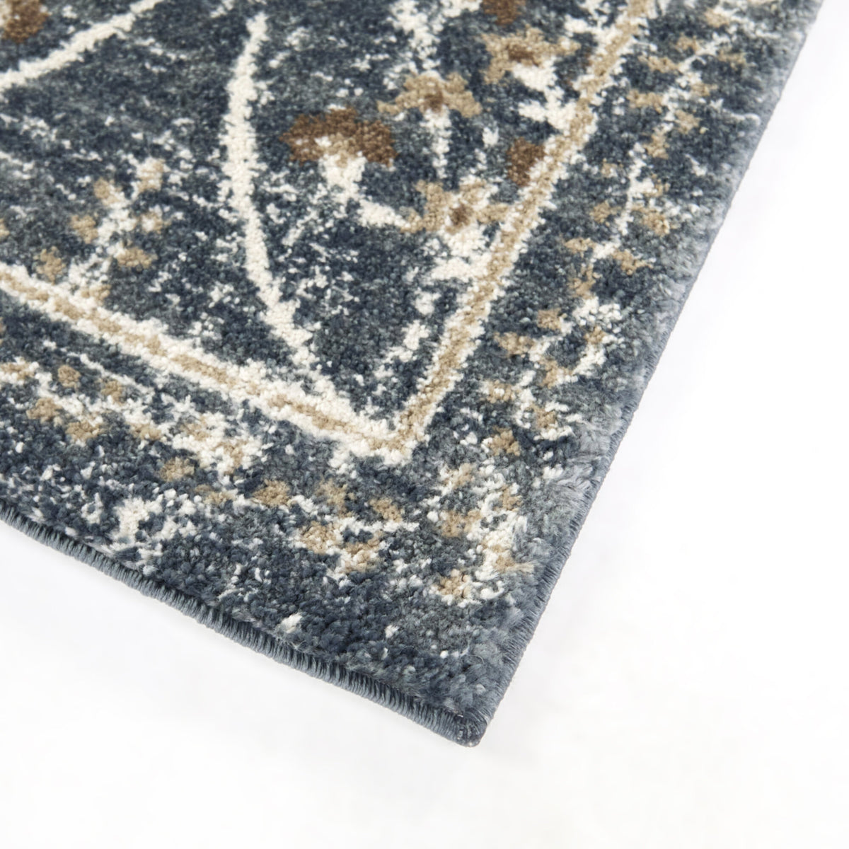 Gregorio Traditional Floral Area Rug