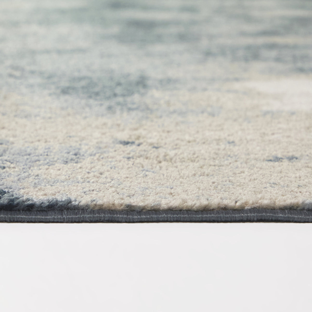 Akses Watercolor Gradient Area Rug