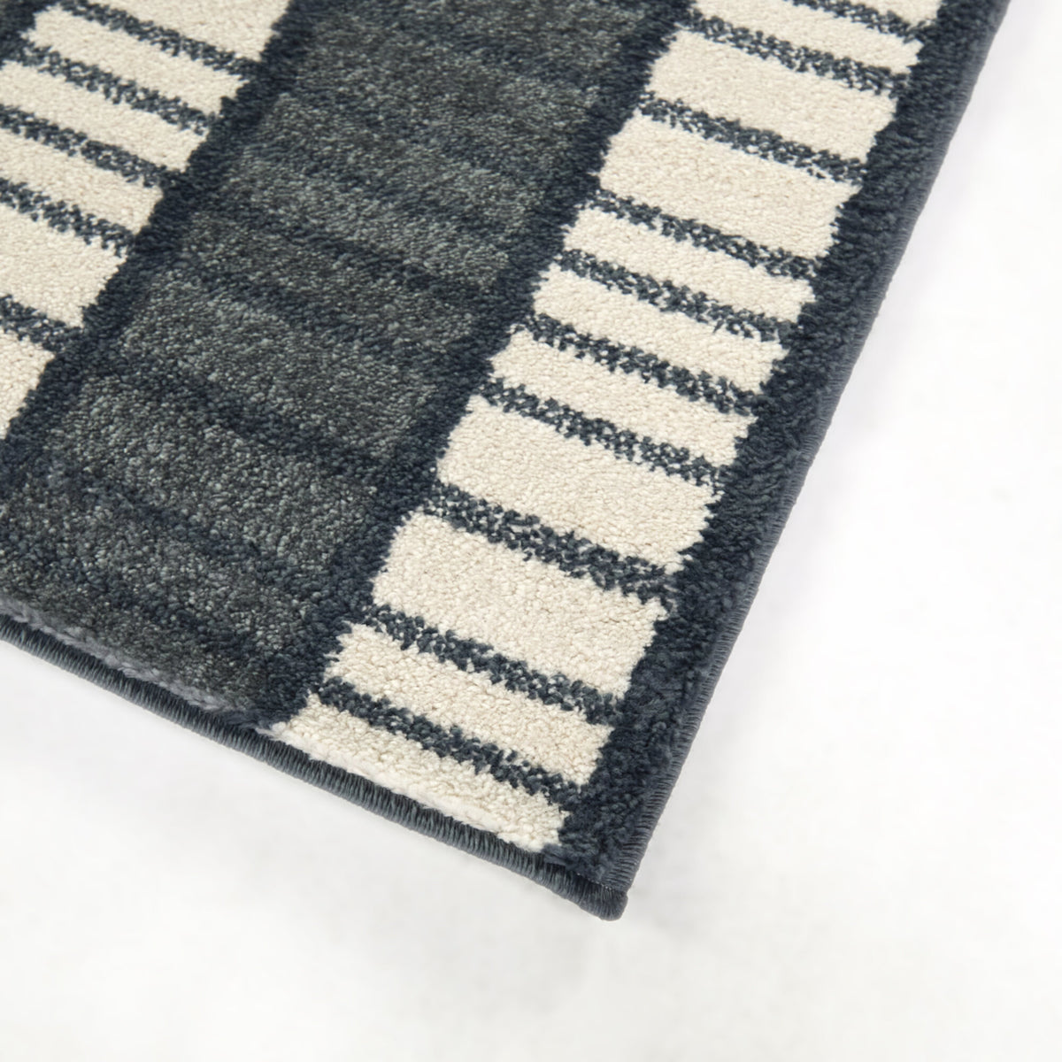 Aldridge Vertical Stripe Area Rug