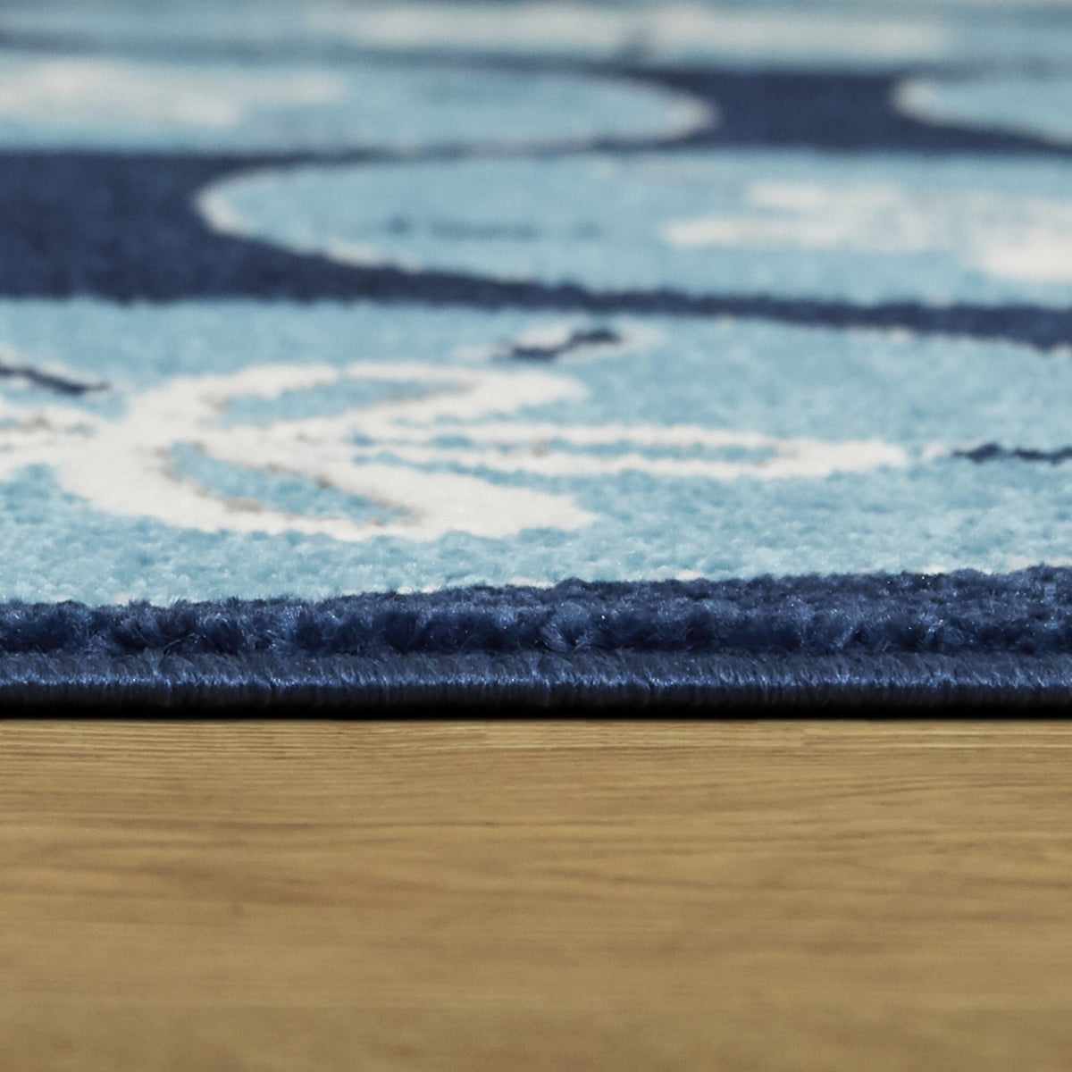 Varuna Sand Dollar Medallion Area Rug