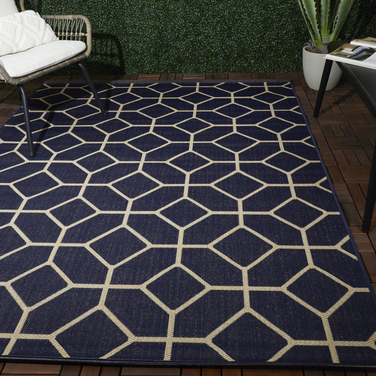 Bouvard Geometric Flatweave Area Rug