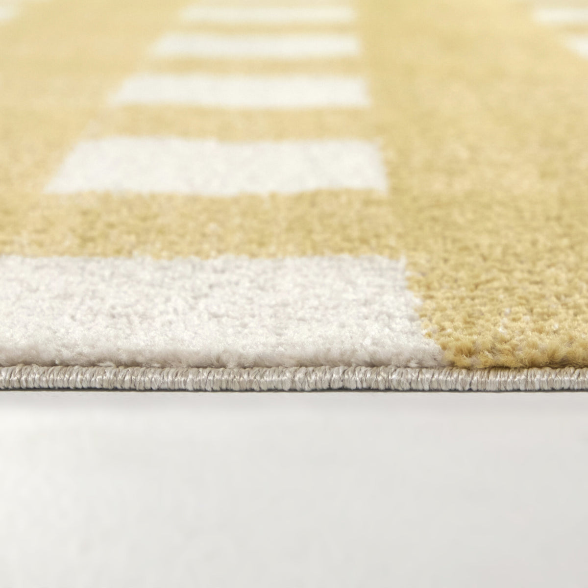 Chester Classic Area Rug