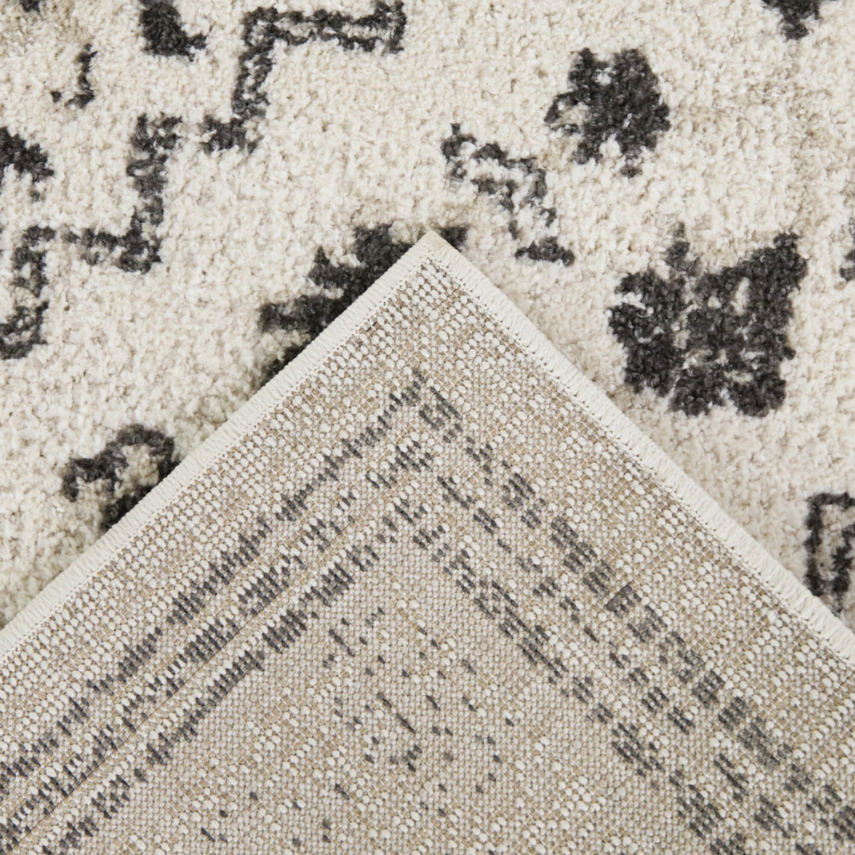 Lykos Oriental Medallion  Area Rug