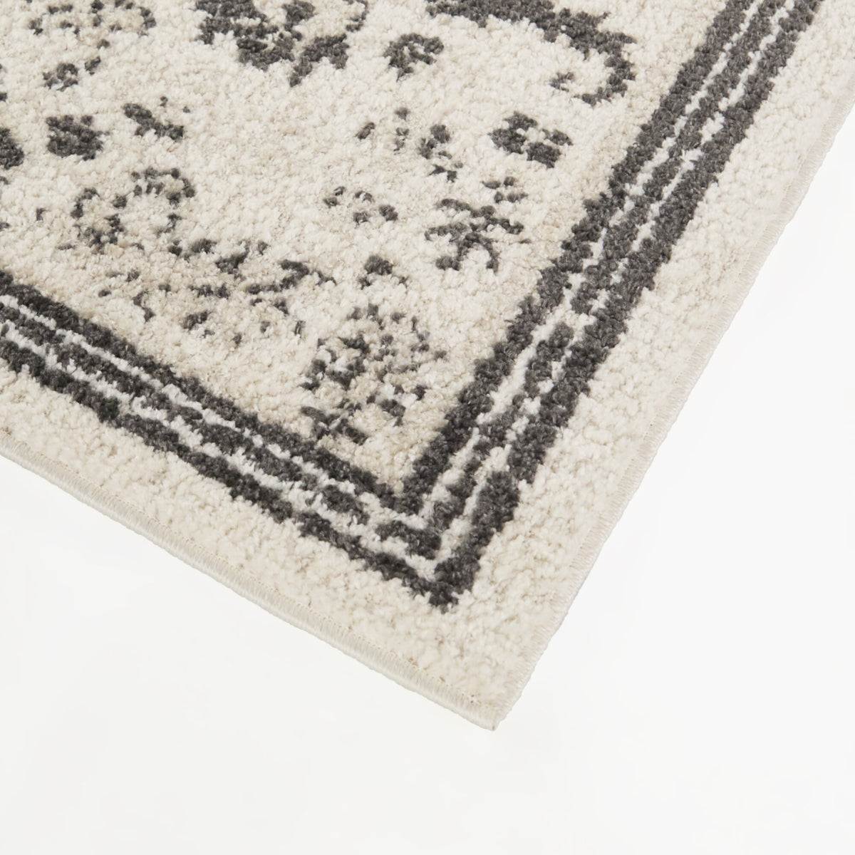 Lykos Oriental Medallion  Area Rug