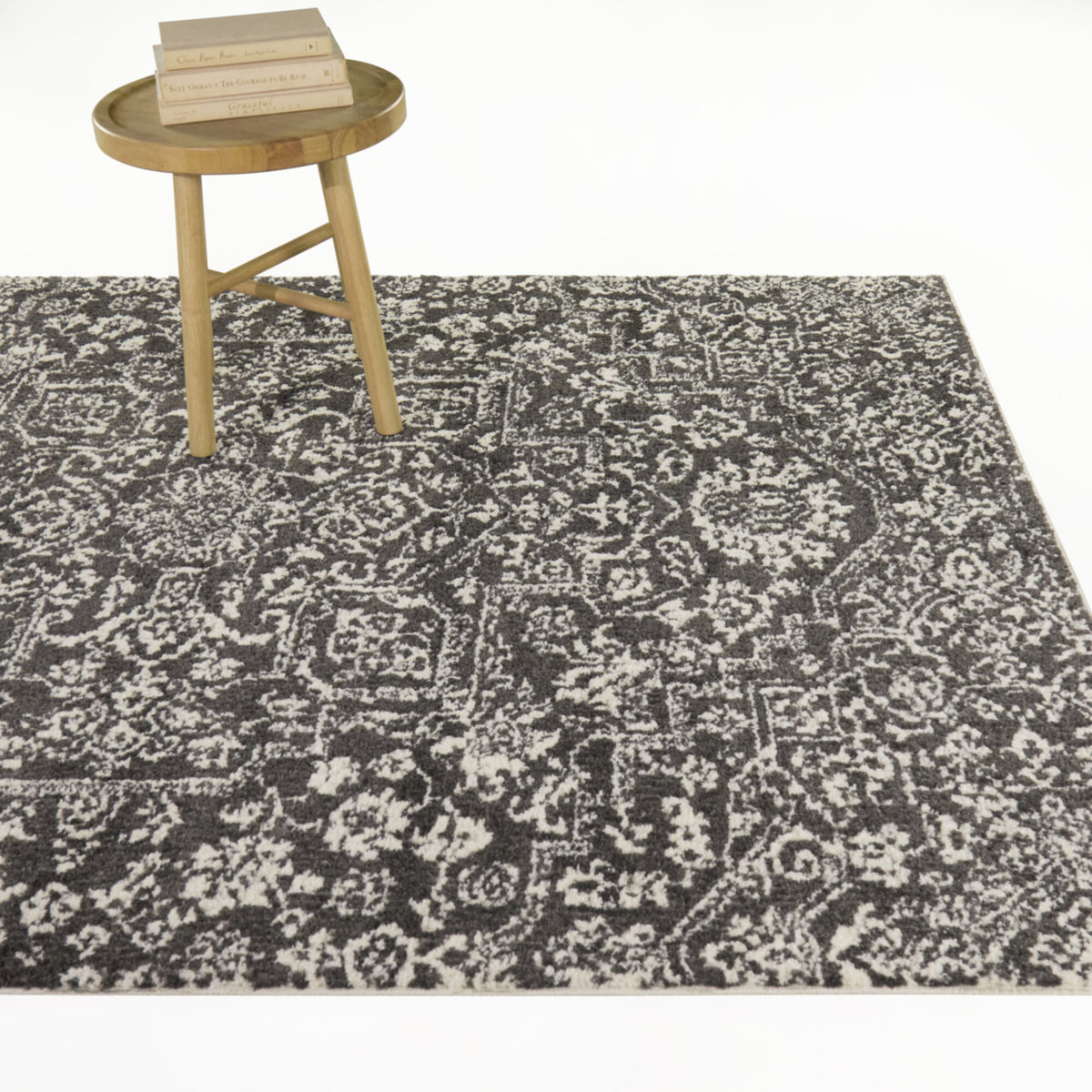 Vivian Oriental Medallion  Area Rug