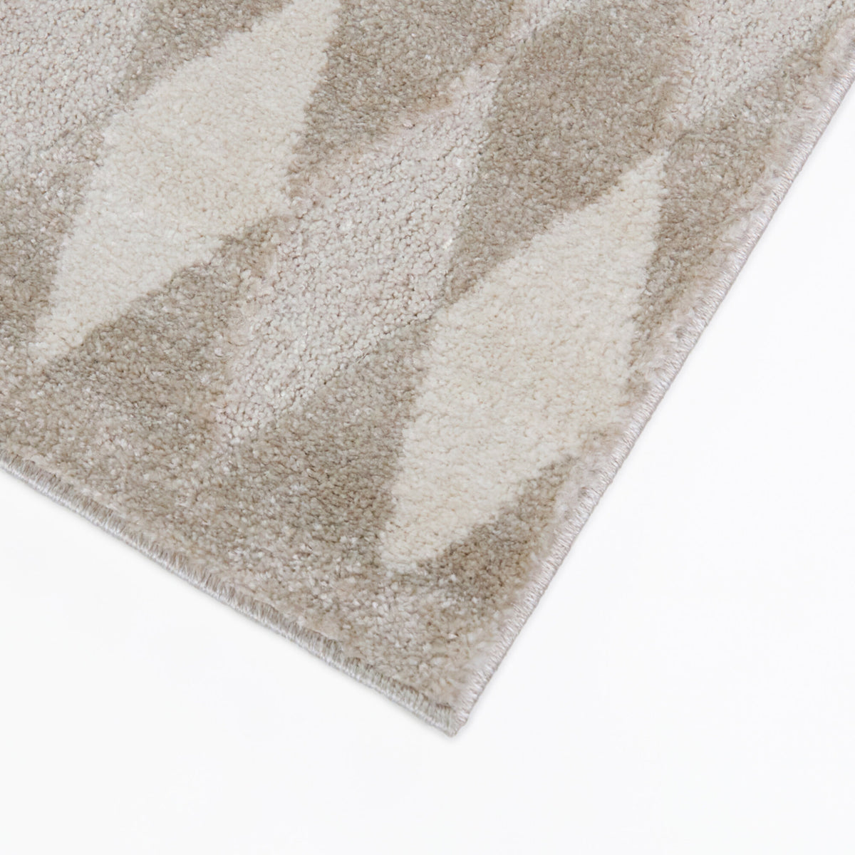 Temela Boho Diamond Area Rug