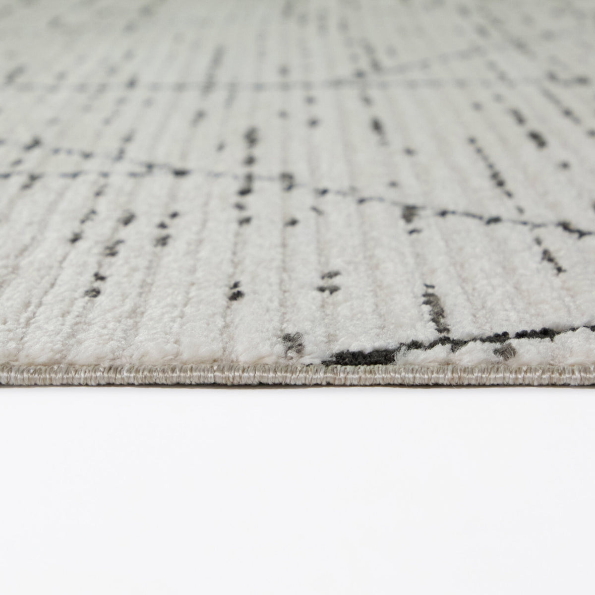 Berlinde Textured Geometric Area Rug