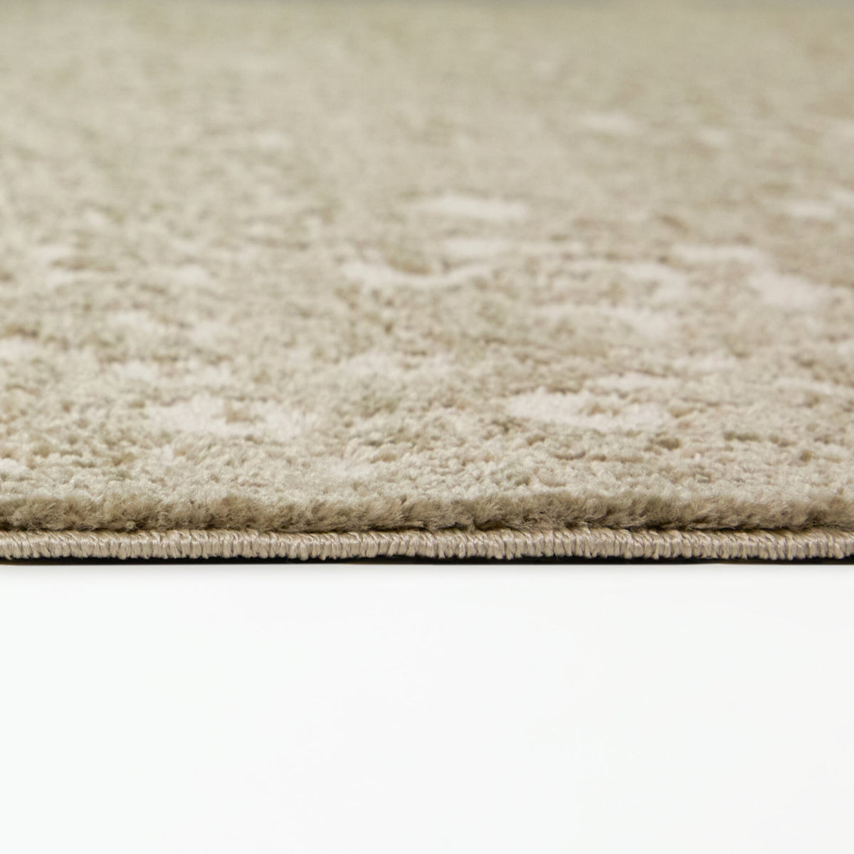 Macedonio Persian Traditional Area Rug