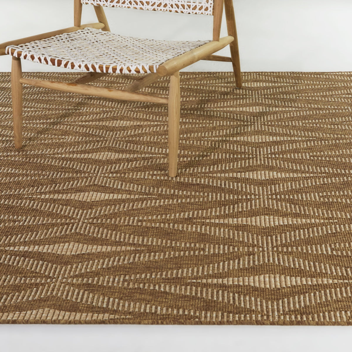 Vicente Patio Diamond Area Rug