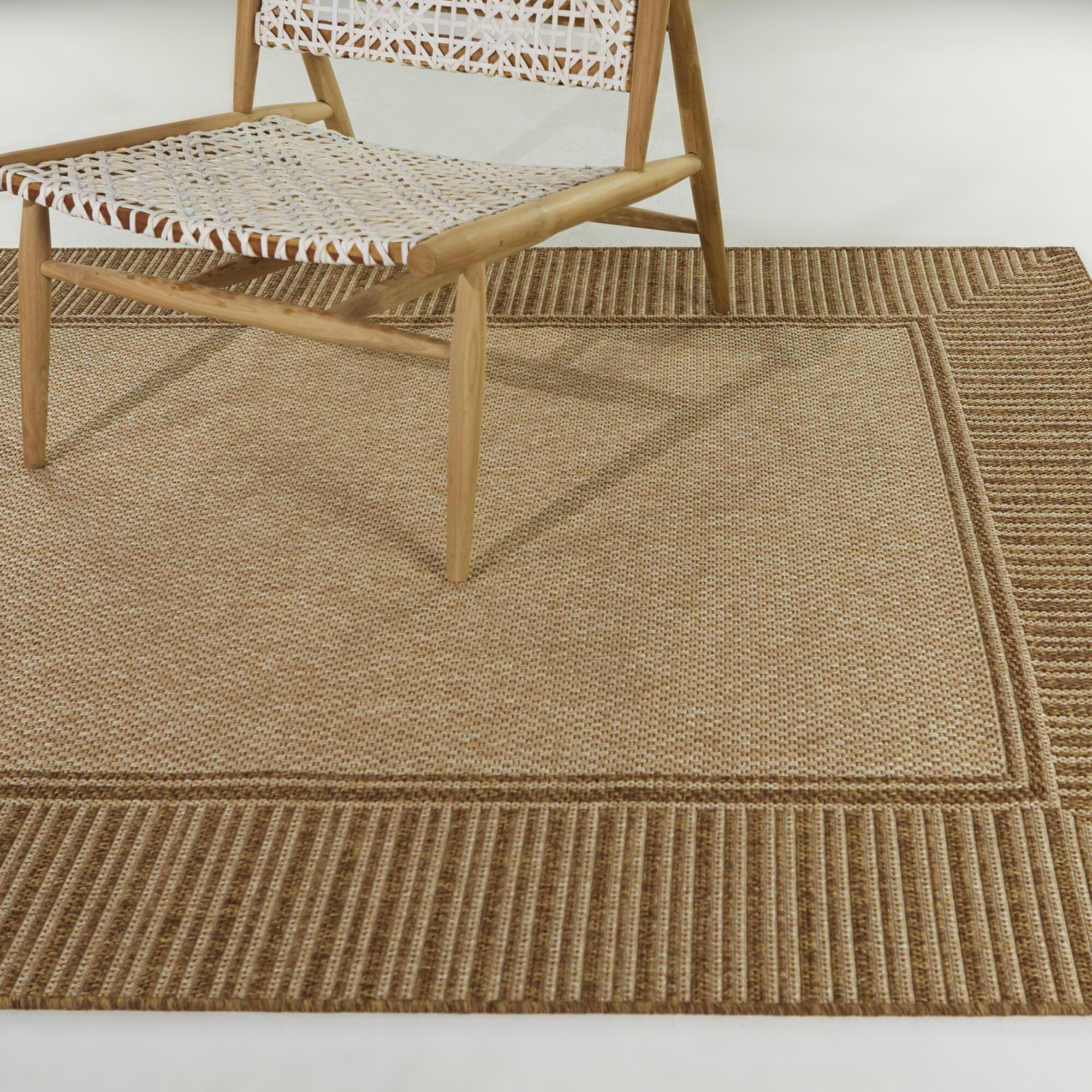 Striped Border Rug Frans Striped Border Area Rug - Balta Rugs