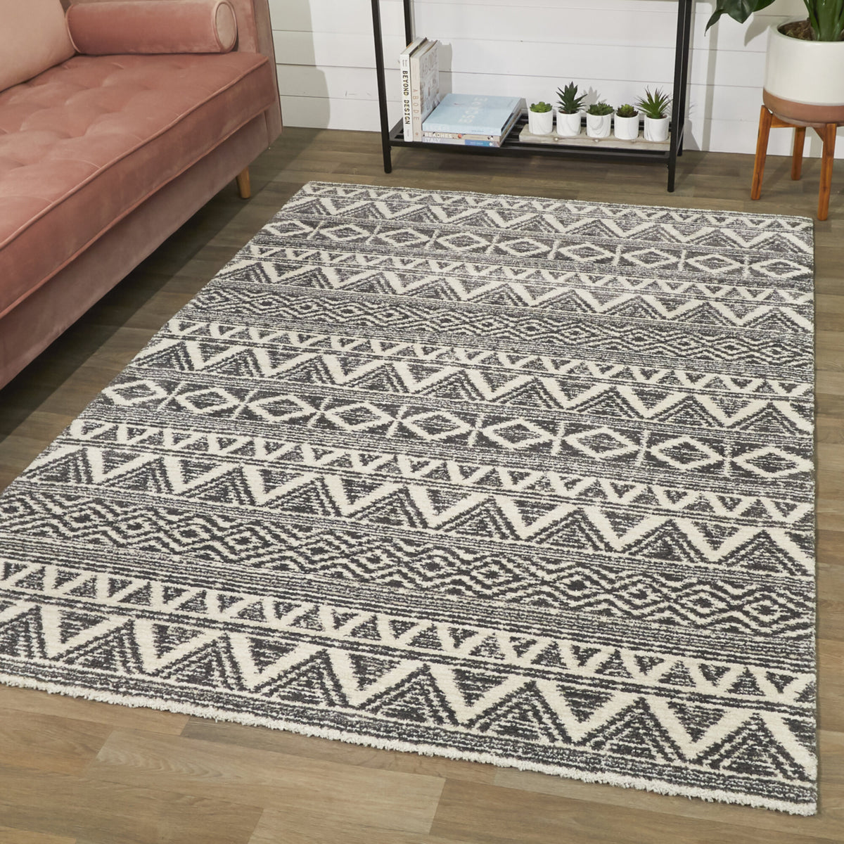 Ensley Geometric Area Rug