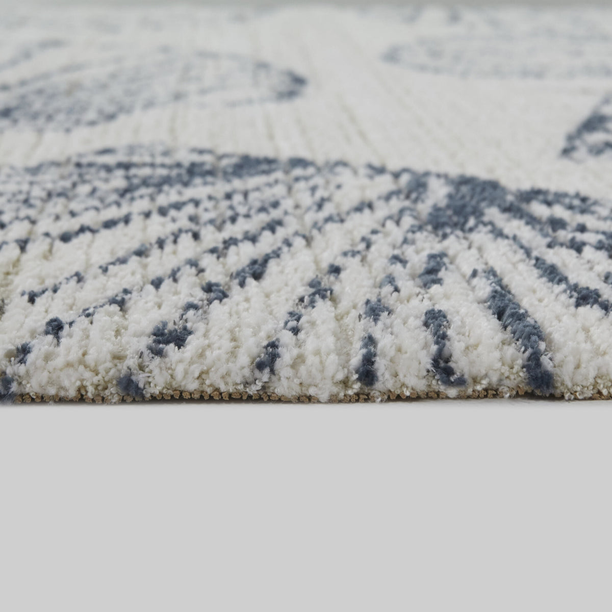 Scallop Coastal Shell Area Rug