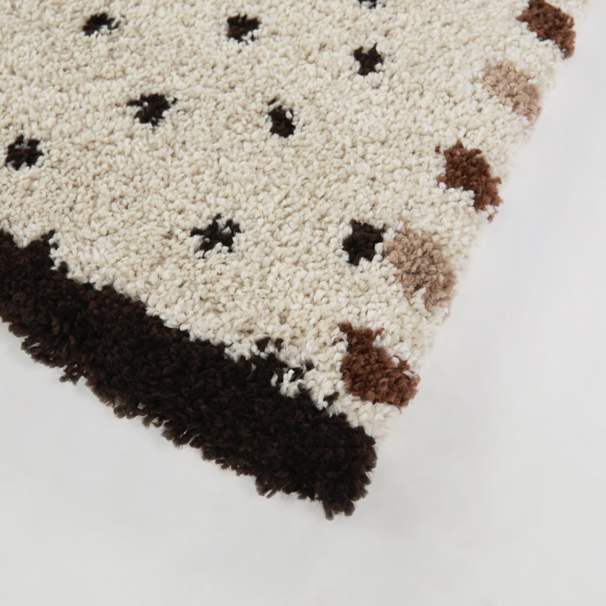 Connor Dots Shag Area Rug