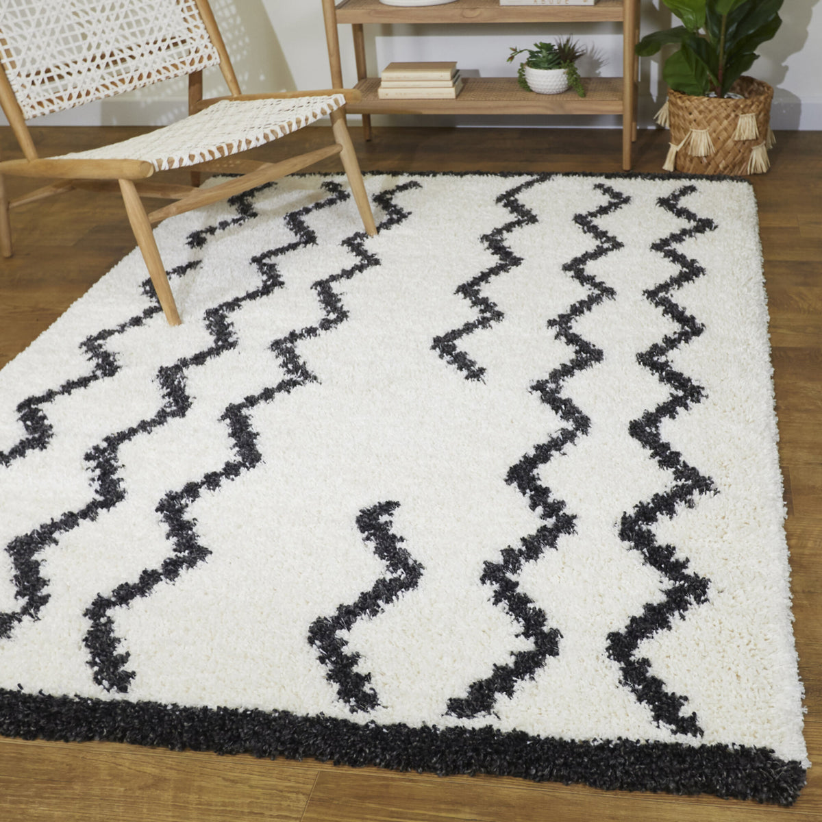 Hector Contemporary Chevron Area Rug