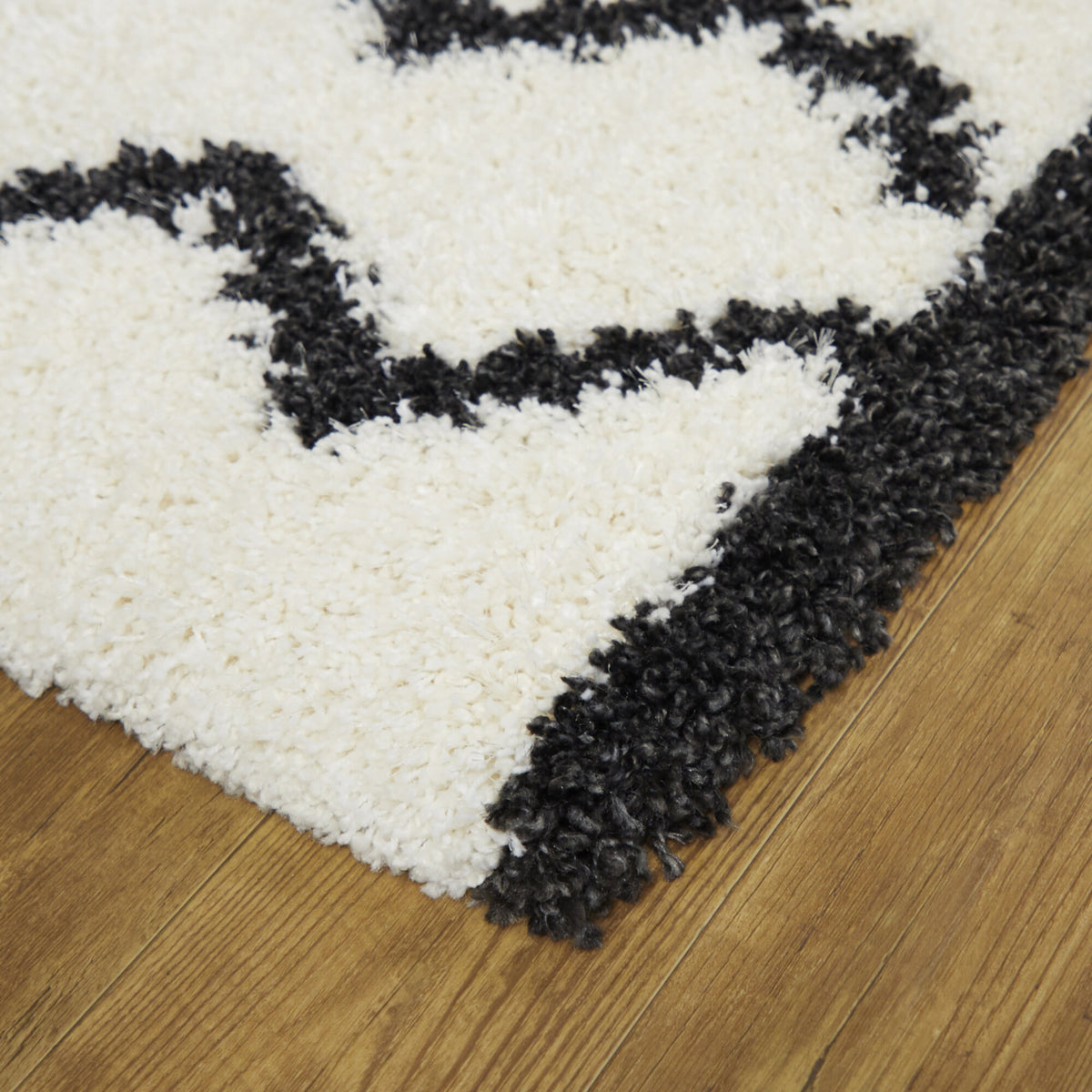 Hector Contemporary Chevron Area Rug