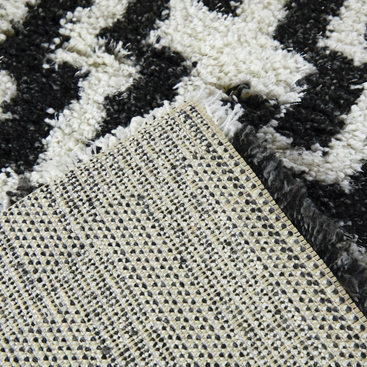 Hideki Modern Geometric Area Rug