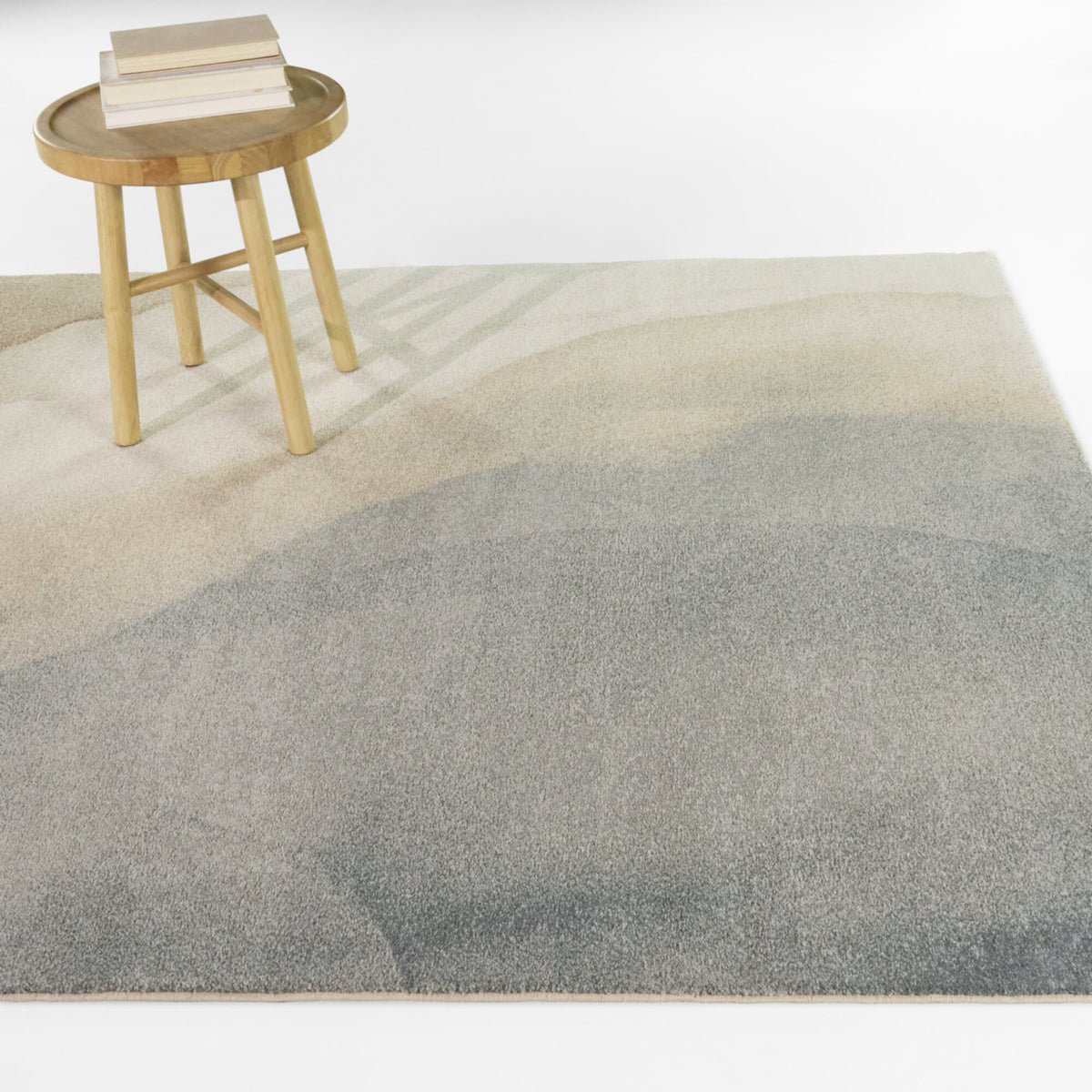 Yesim Watercolor Abstract Area Rug