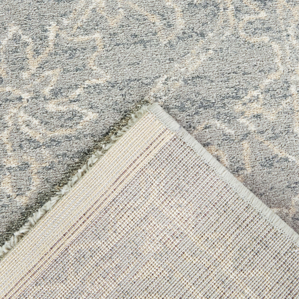 Ryland Traditional Medallion Area Rug