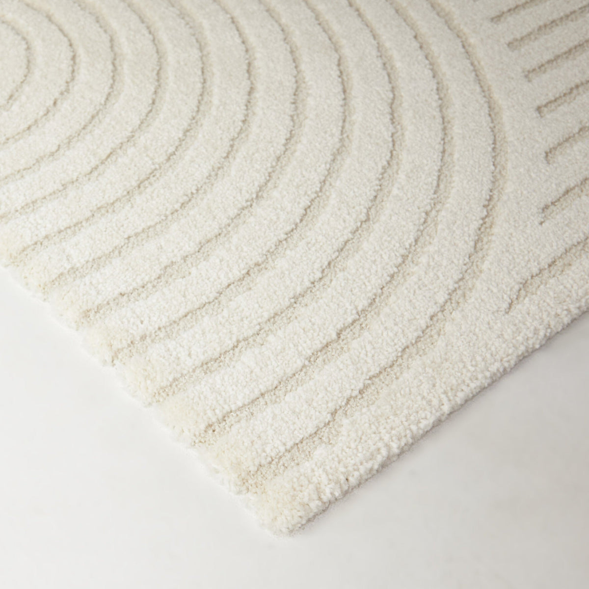 Caserio Modern Geometric Area Rug