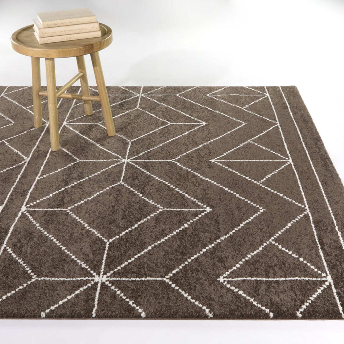 Ava Modern Geometric Area Rug