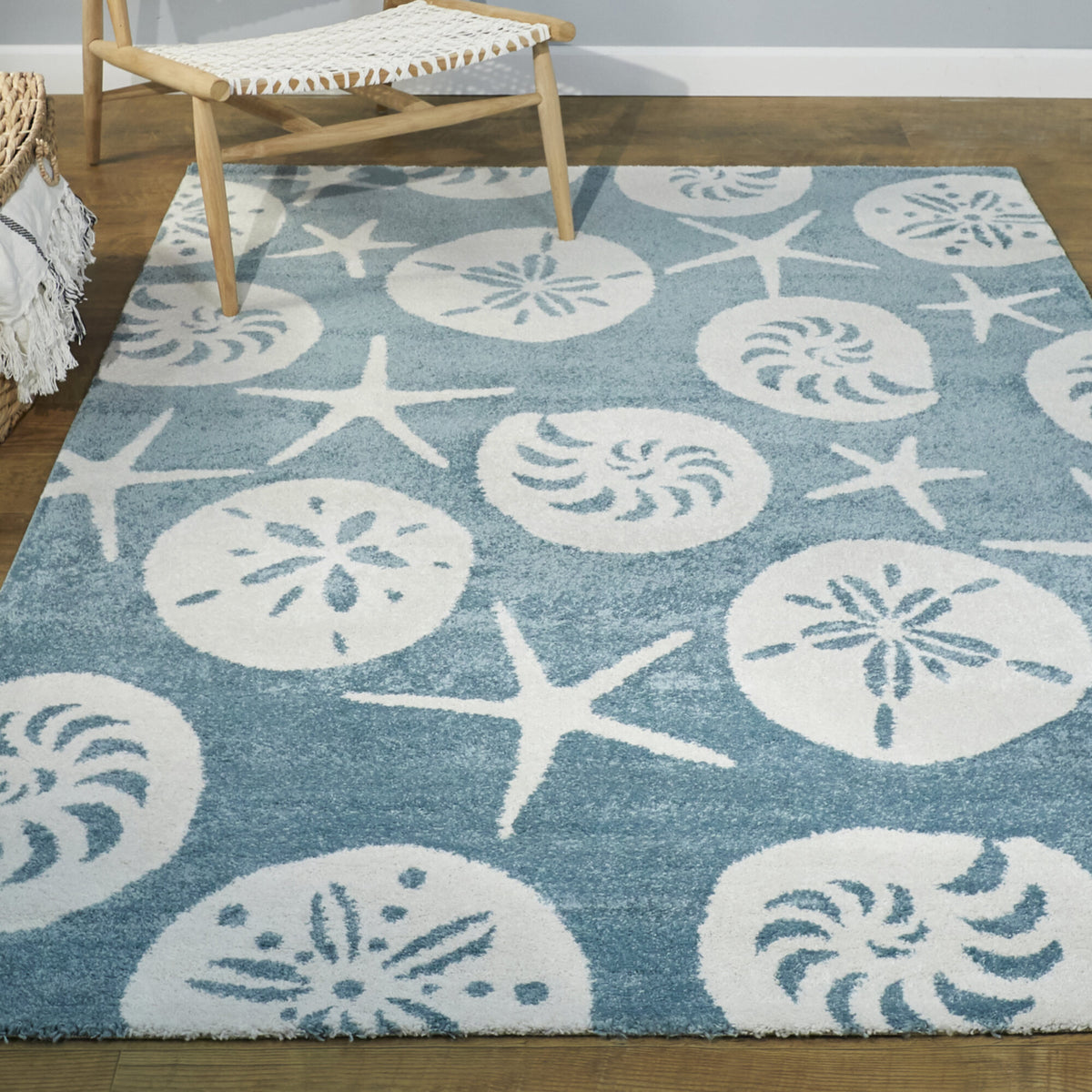 Stafford Nautilus Medallion Coastal Area Rug