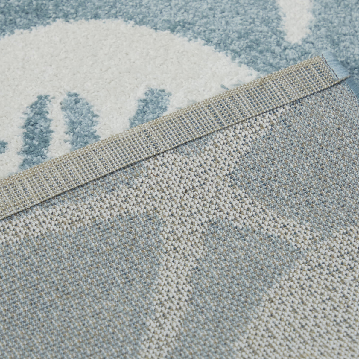 Stafford Nautilus Medallion Coastal Area Rug