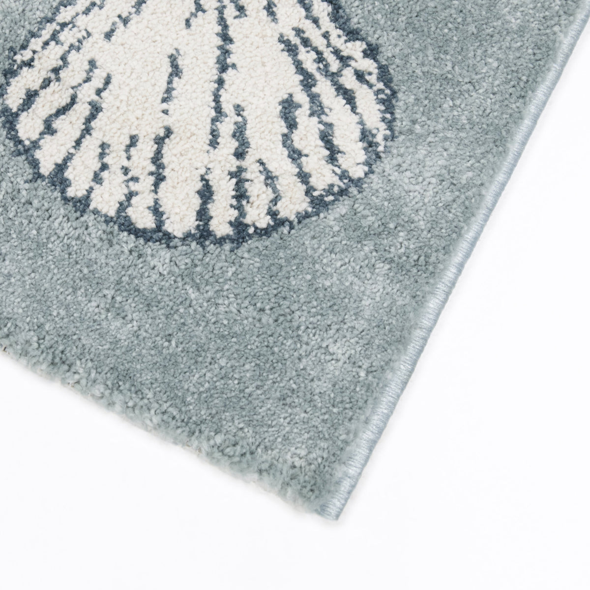 Annalise Coastal Border Area Rug