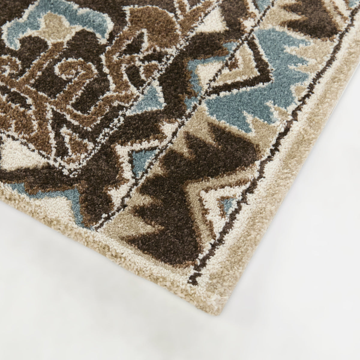 Louise Southwestern Traditional  Area Rug