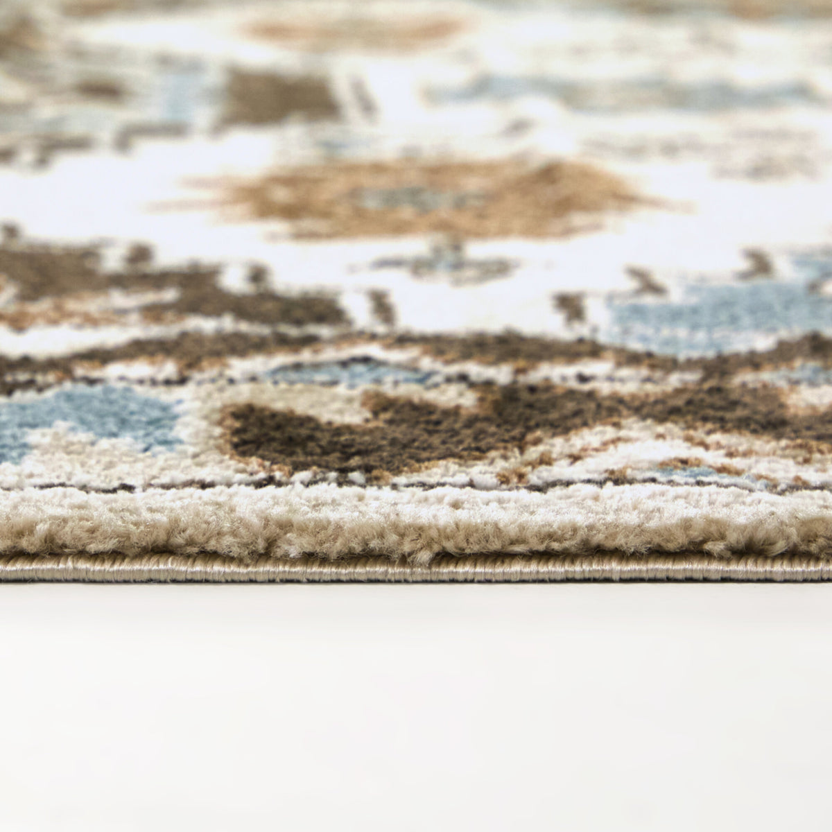 Louise Southwestern Traditional  Area Rug