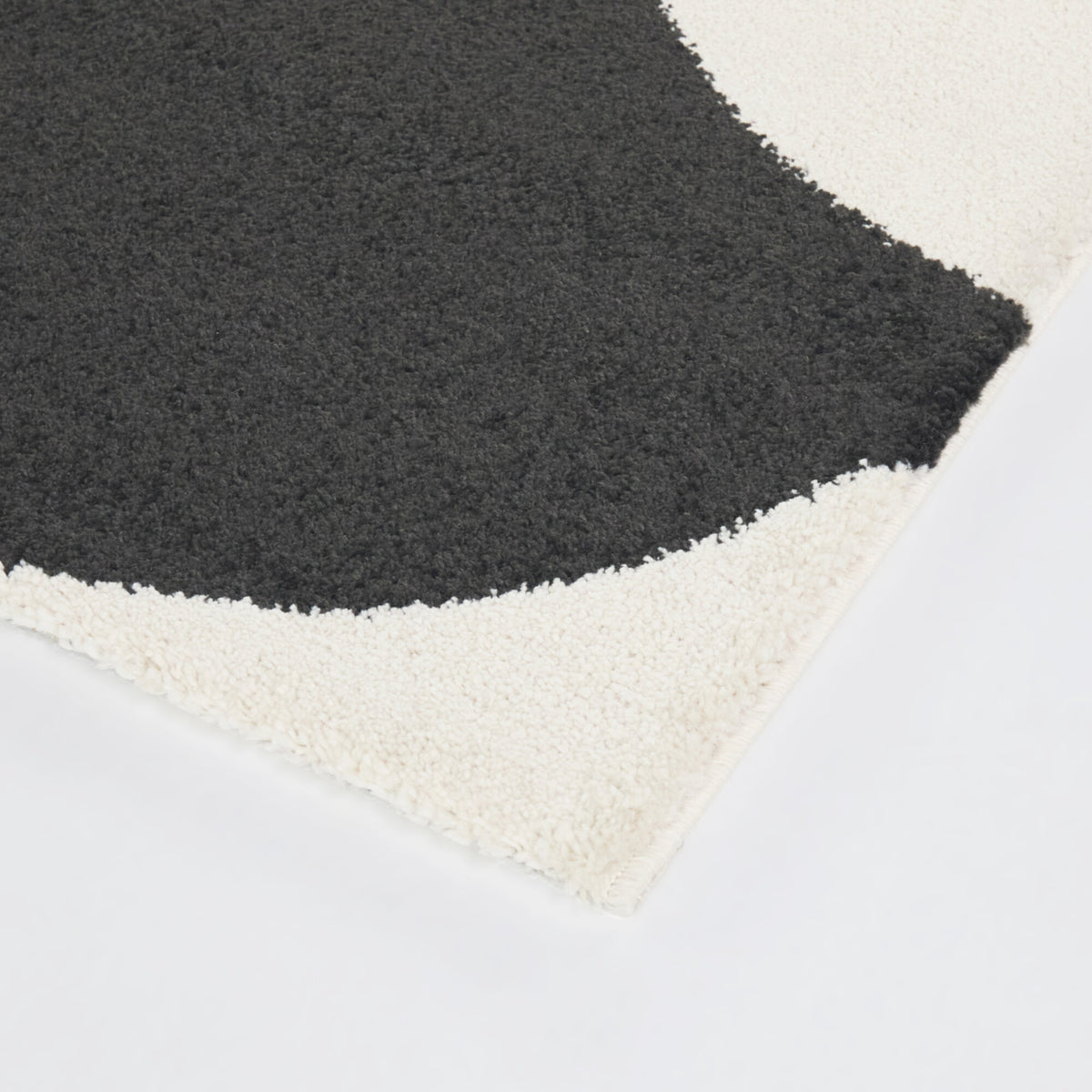 Leto Retro Geometric Area Rug