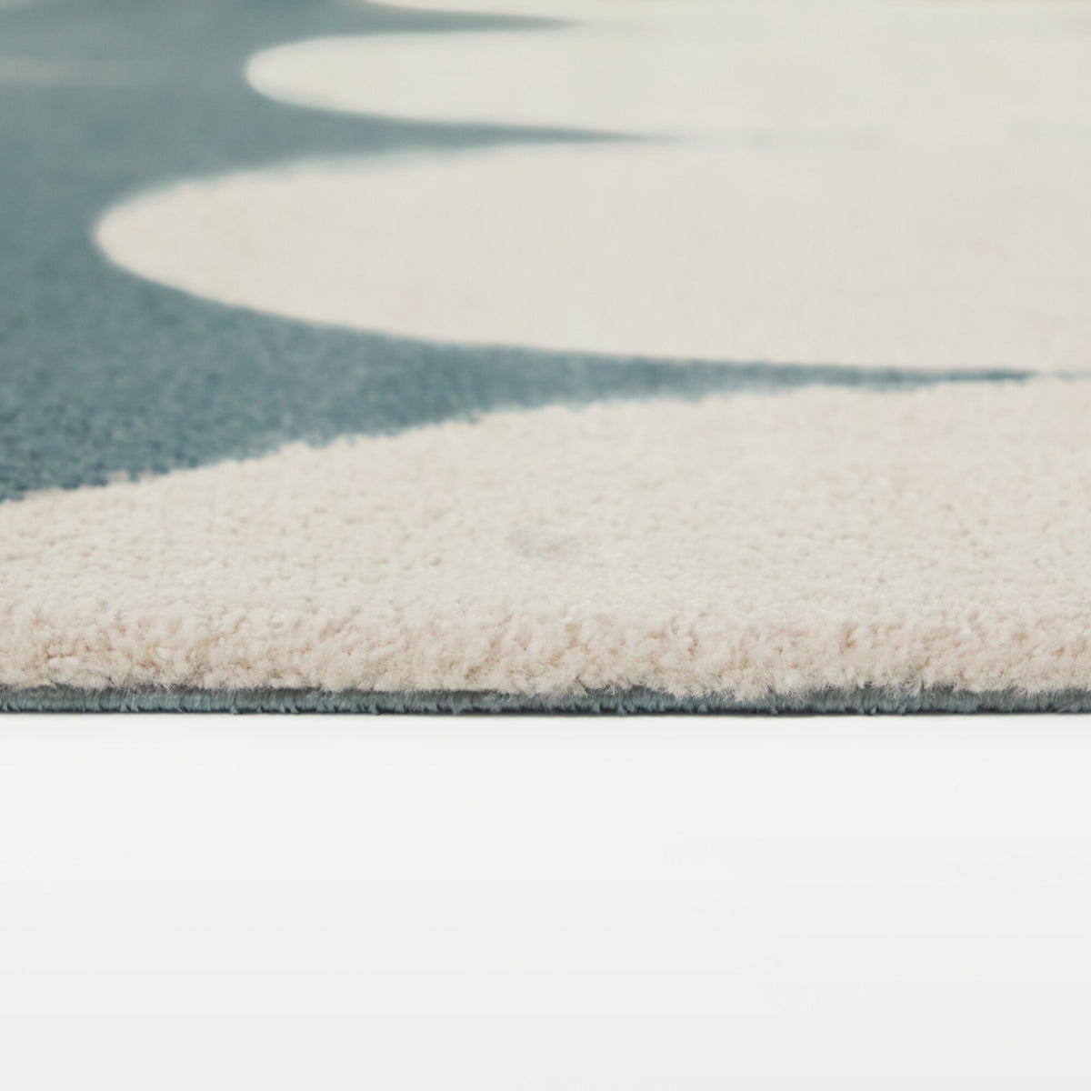 Leto Retro Geometric Area Rug