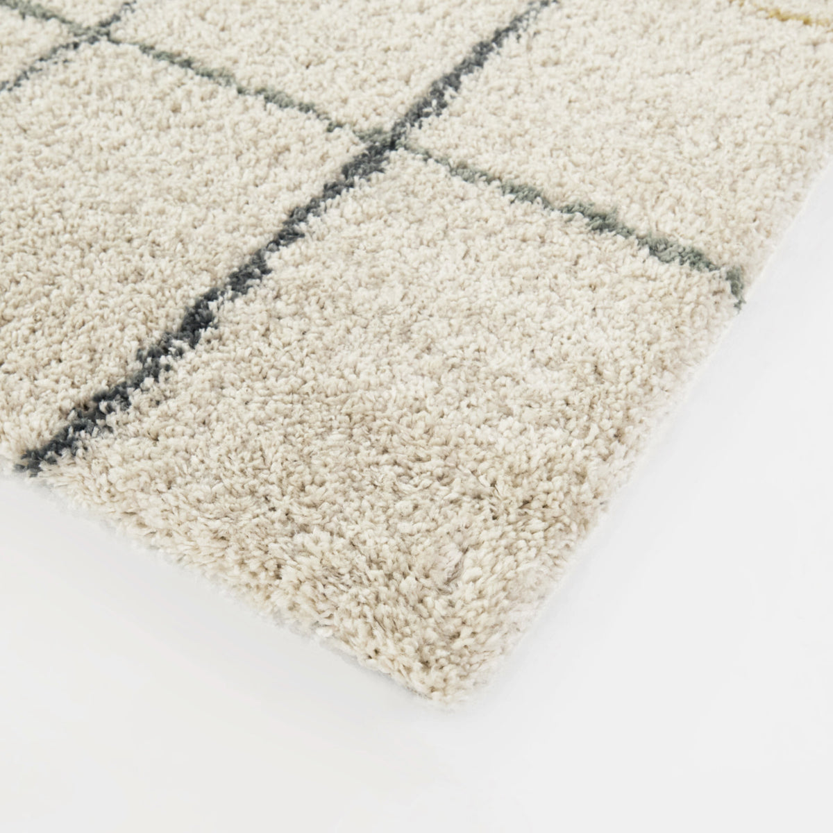 Bachri Modern Shag  Area Rug