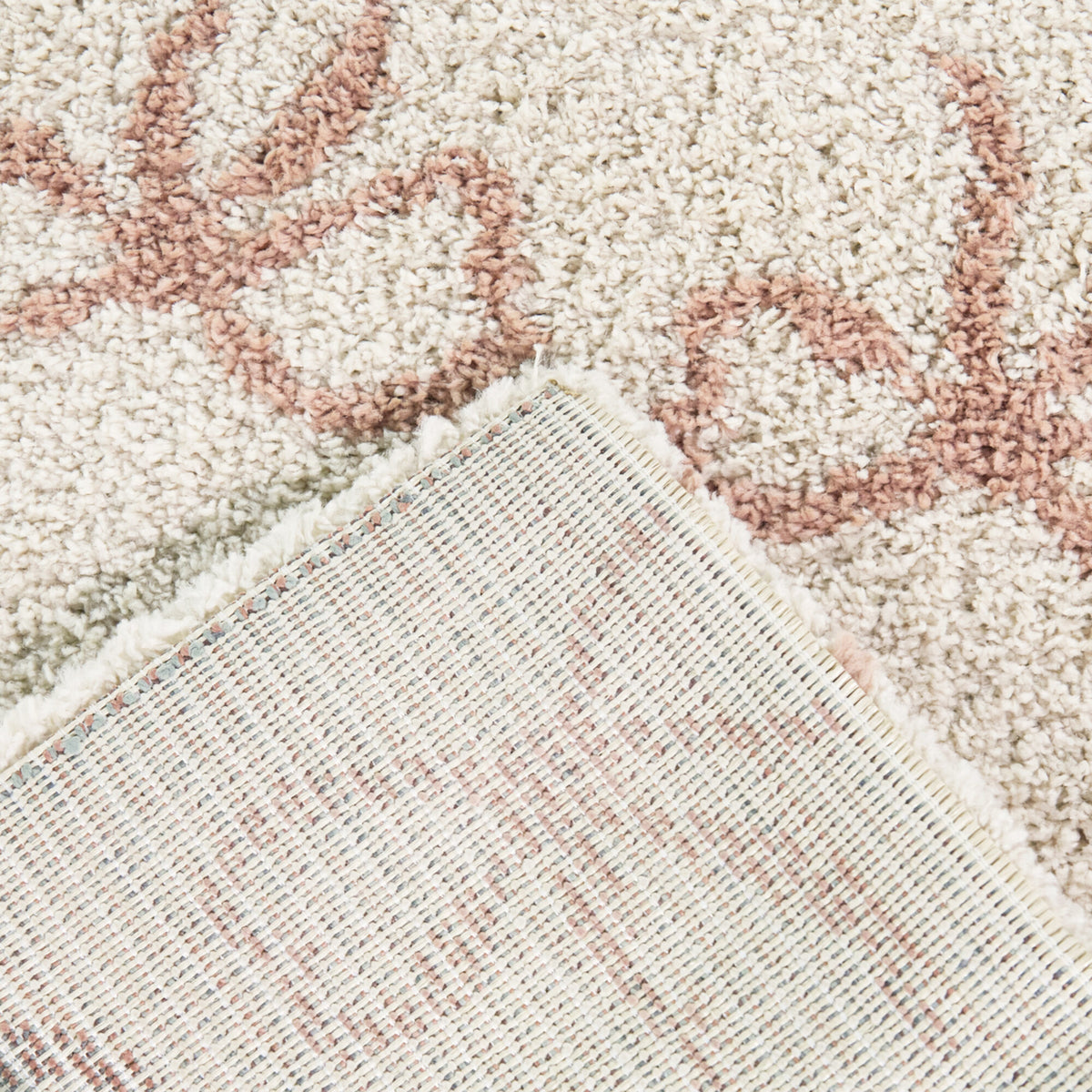 Fairvew Tossed Floral Oval Area Rug