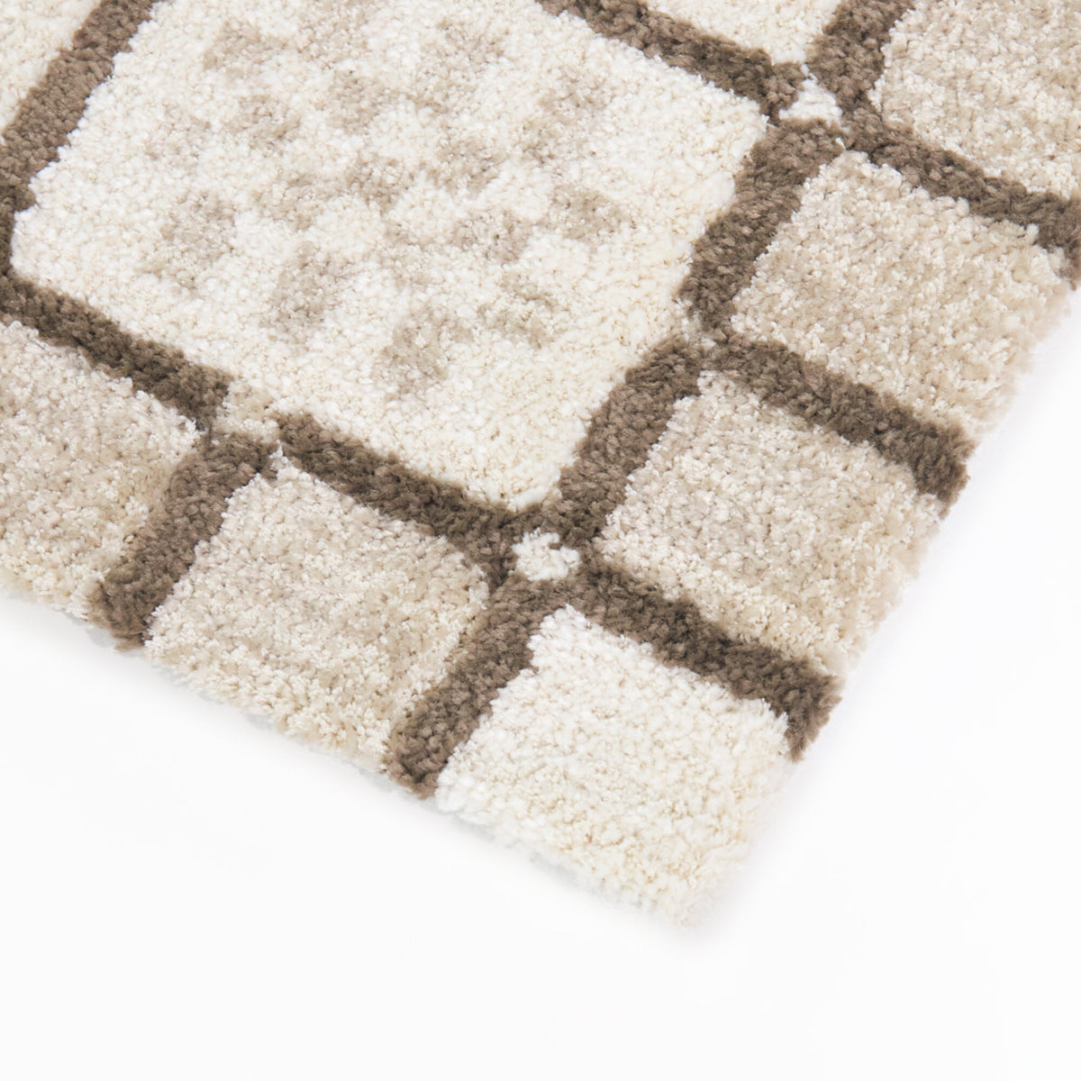Milles Geo Grid Area Rug