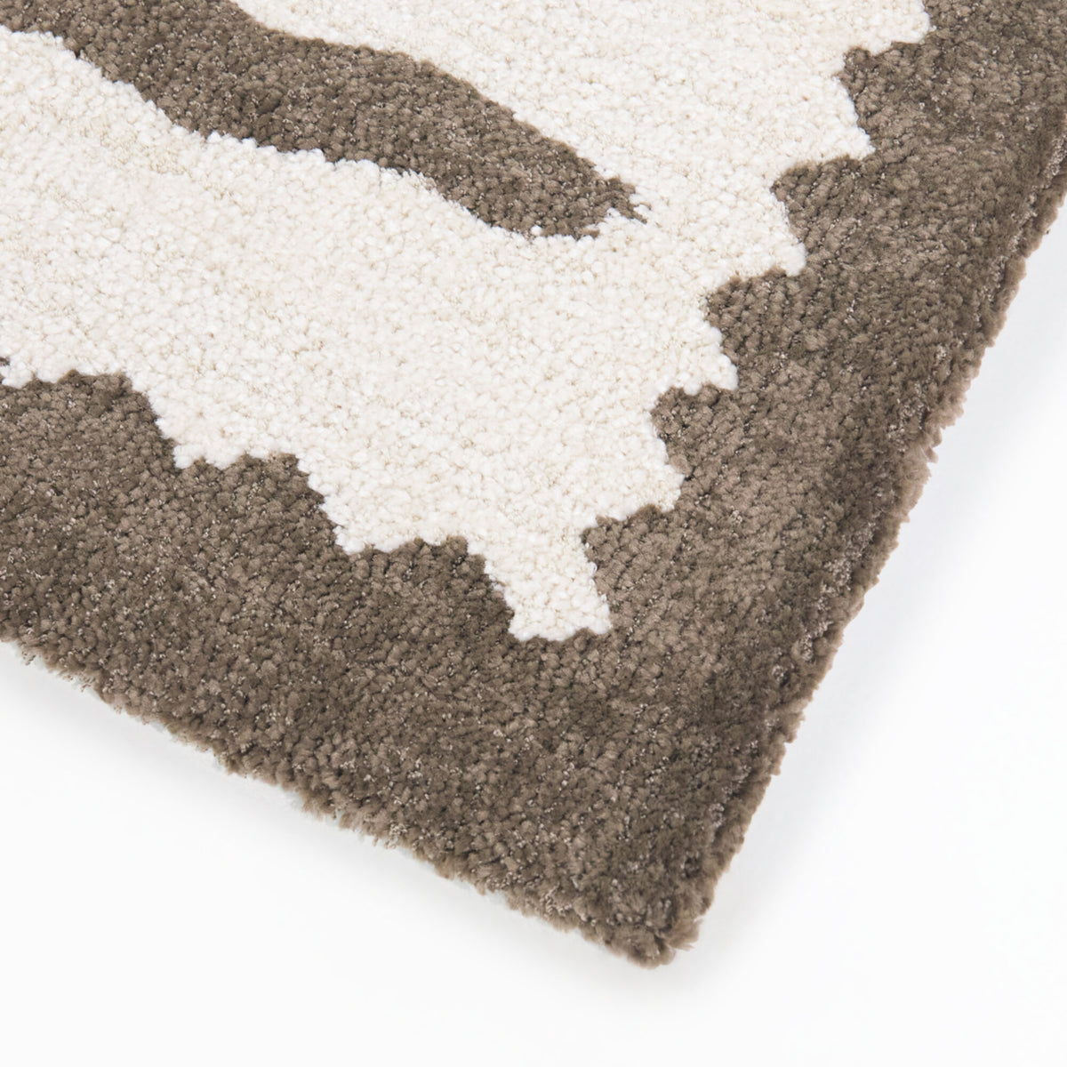 Falconet Global Chintamani Area Rug