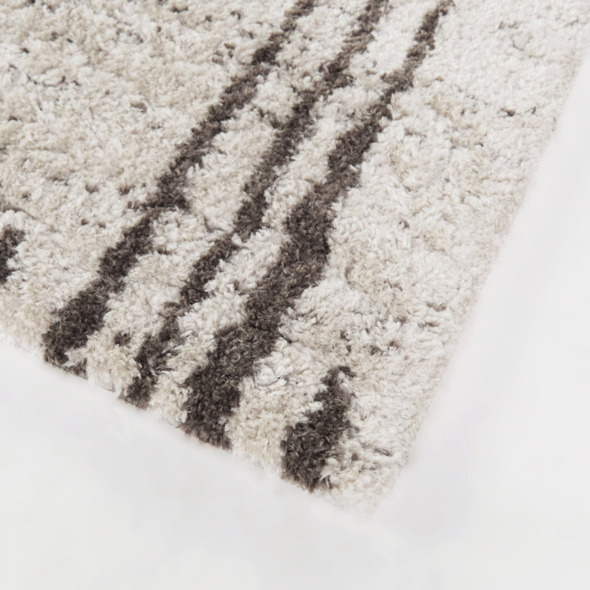 Willis Striped Farmhouse  Area Rug