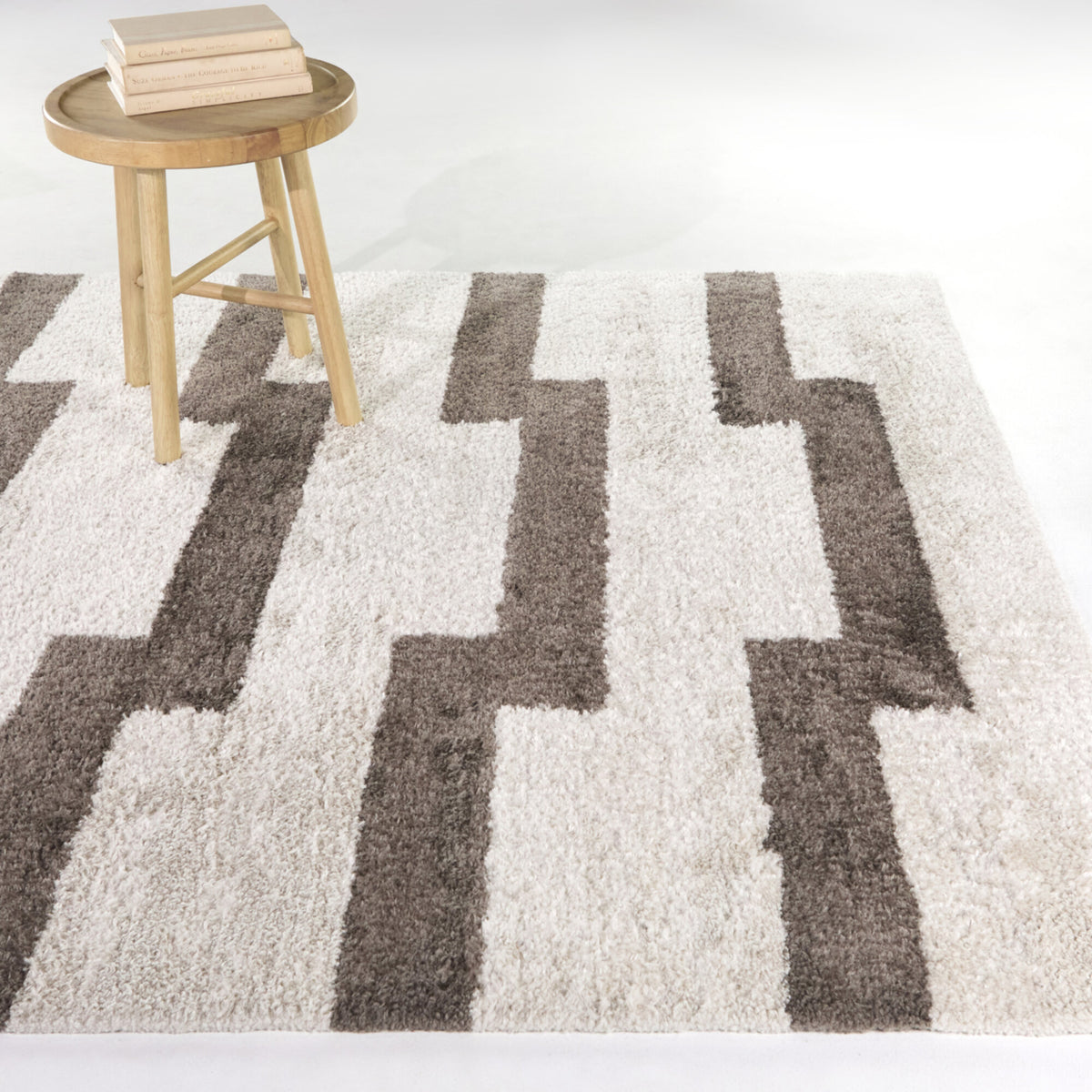 Giovanni Modern Striped  Area Rug