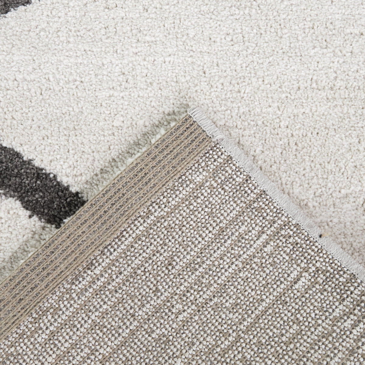 Christine Diamond Geometric  Area Rug