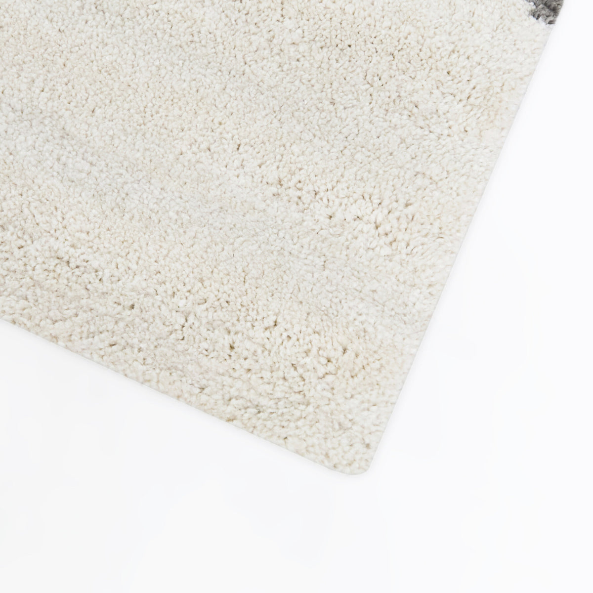 Christine Diamond Geometric  Area Rug