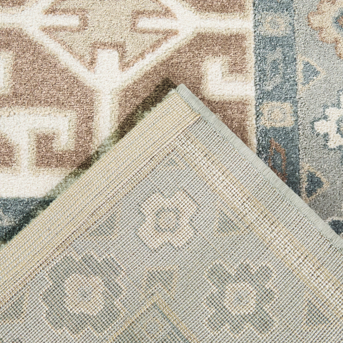 Asawa Southwestern Traditional Area Rug