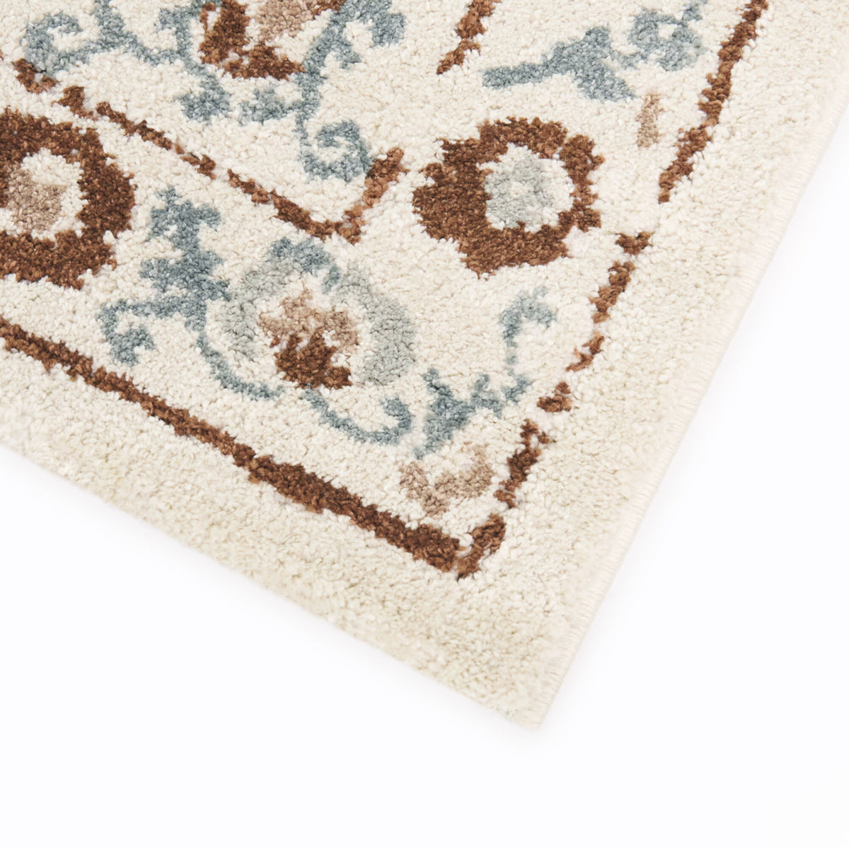 Niclas Traditional Medallion Area Rug