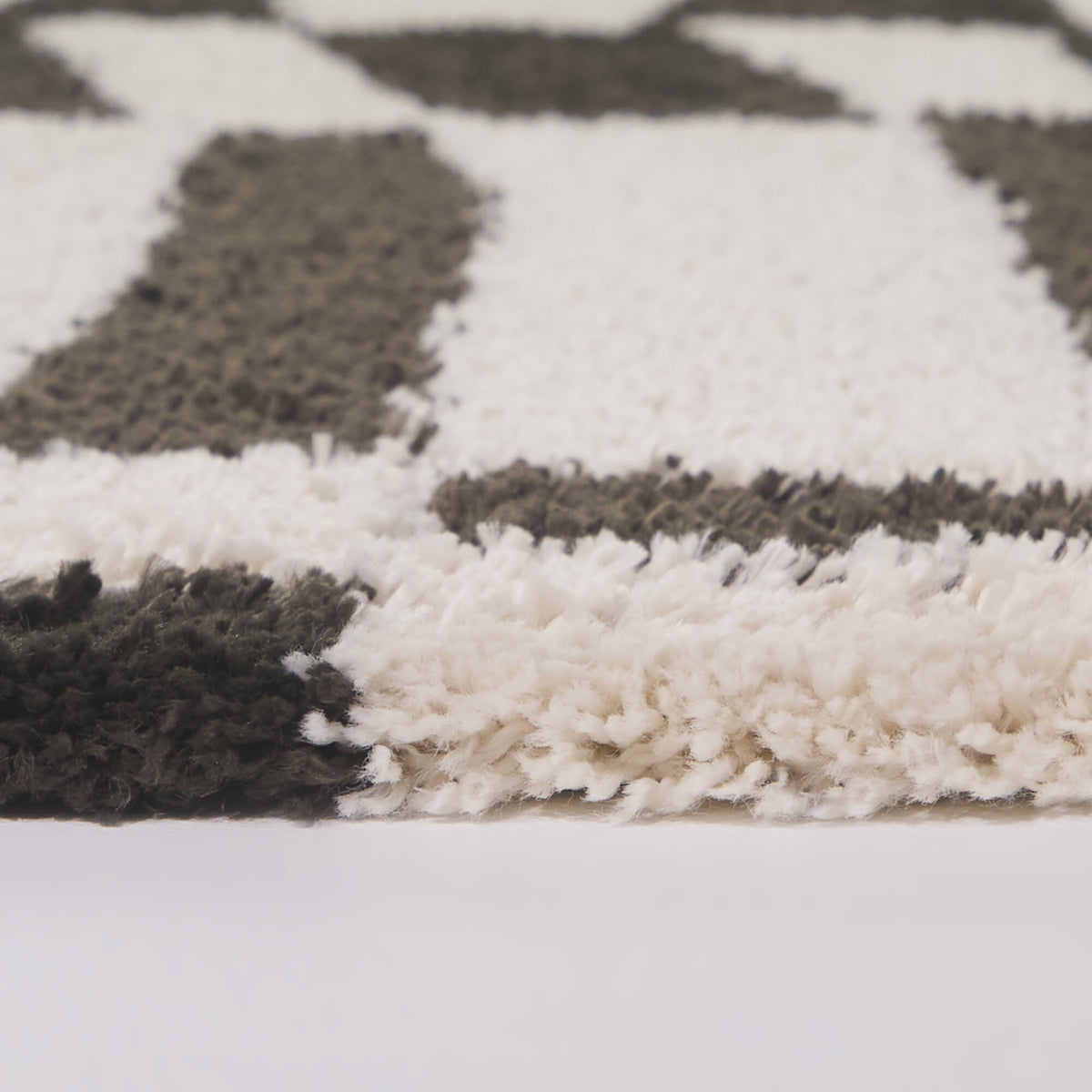 Parnassa Modern Geometric Shag Area Rug