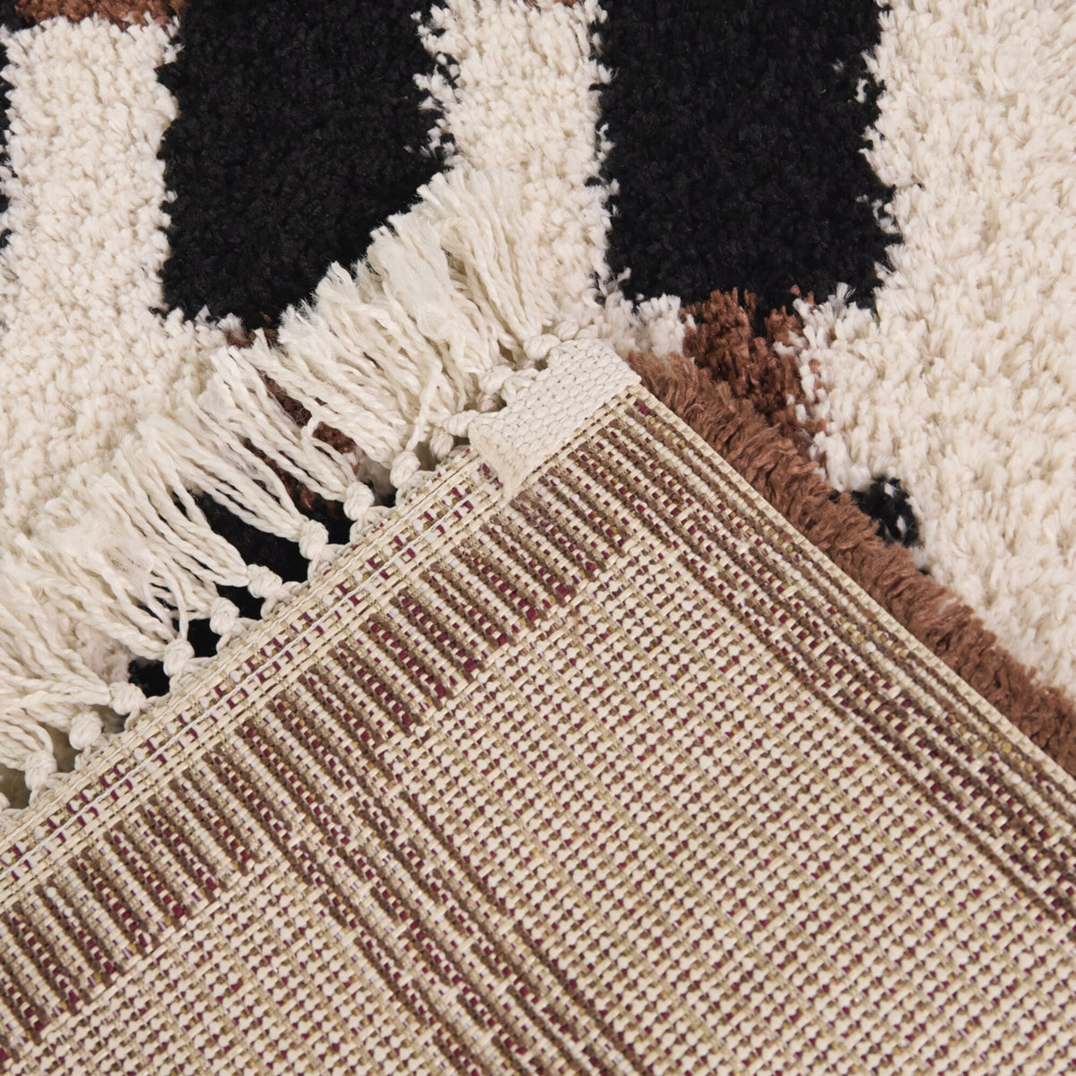 Adelia Geometric Grid Area Rug