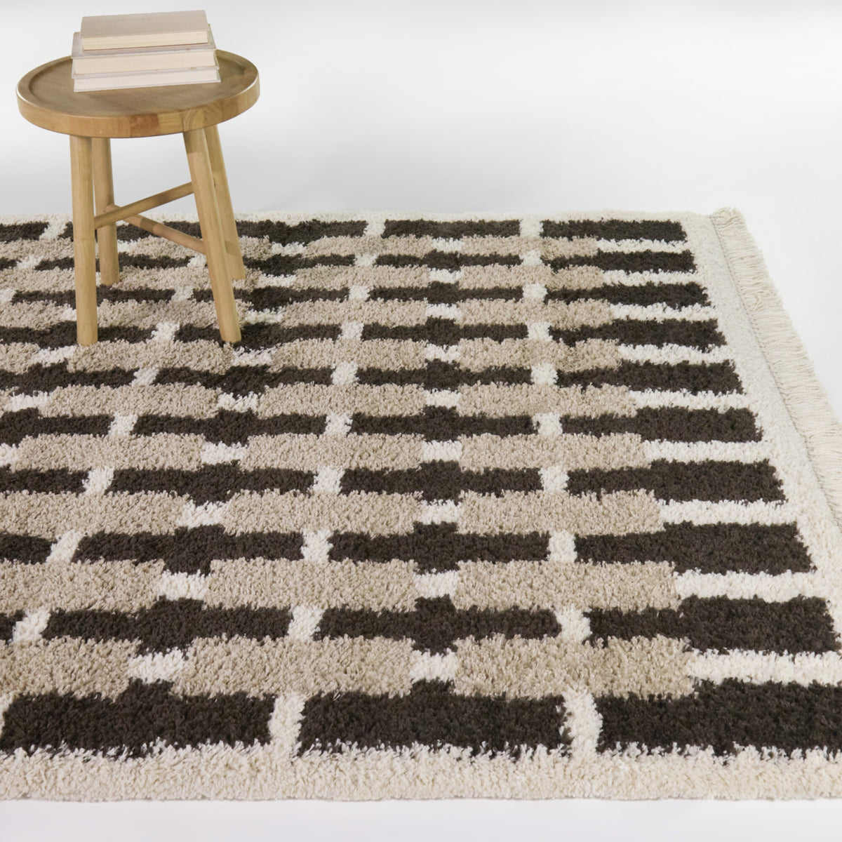 Adelia Geometric Grid Area Rug