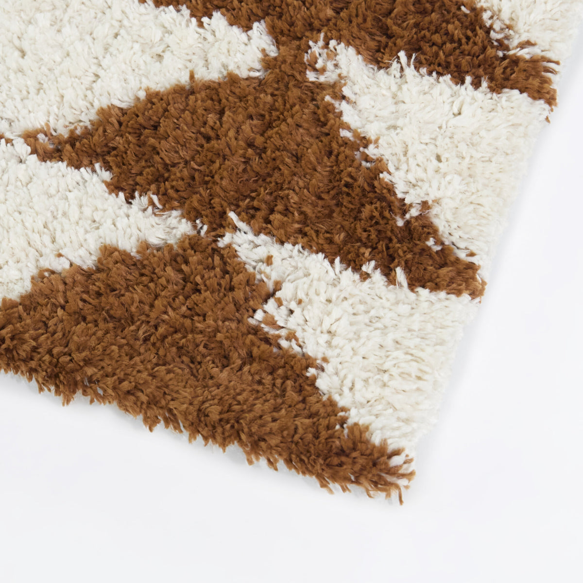 Cole Geometric Moroccan Area Rug