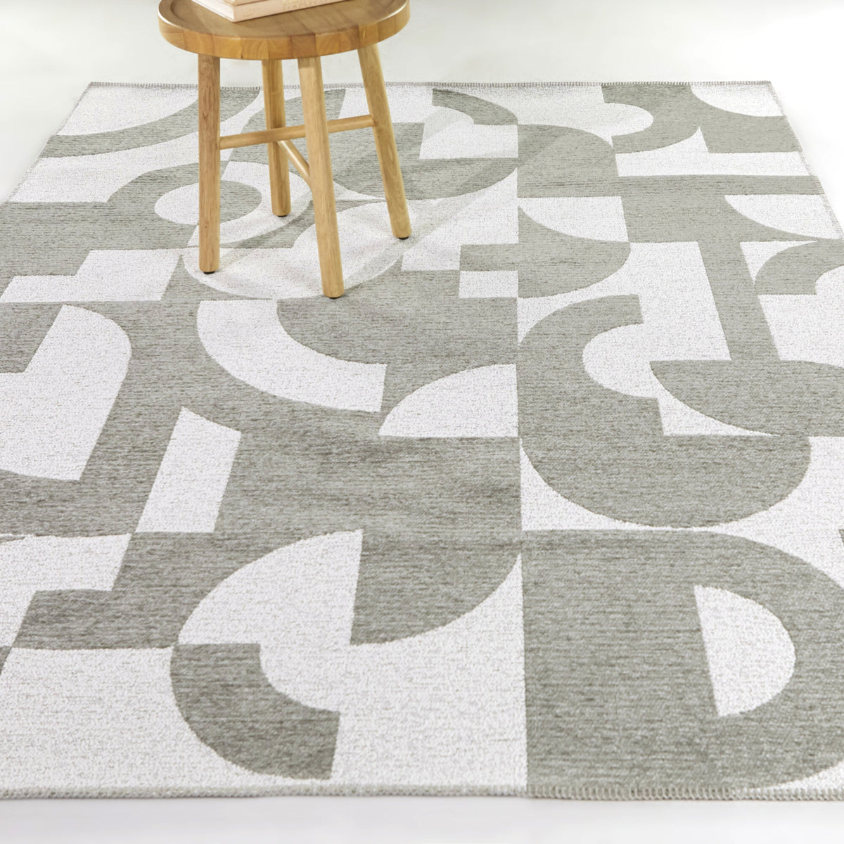 Halle Abstract Modern Area Rug