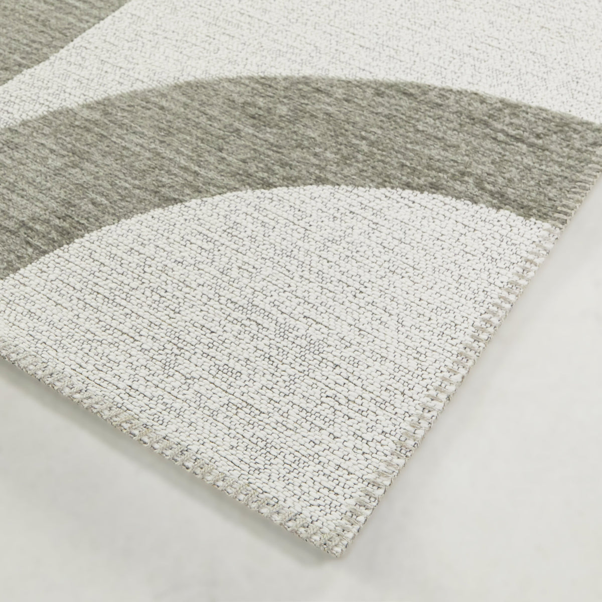 Halle Abstract Modern Area Rug