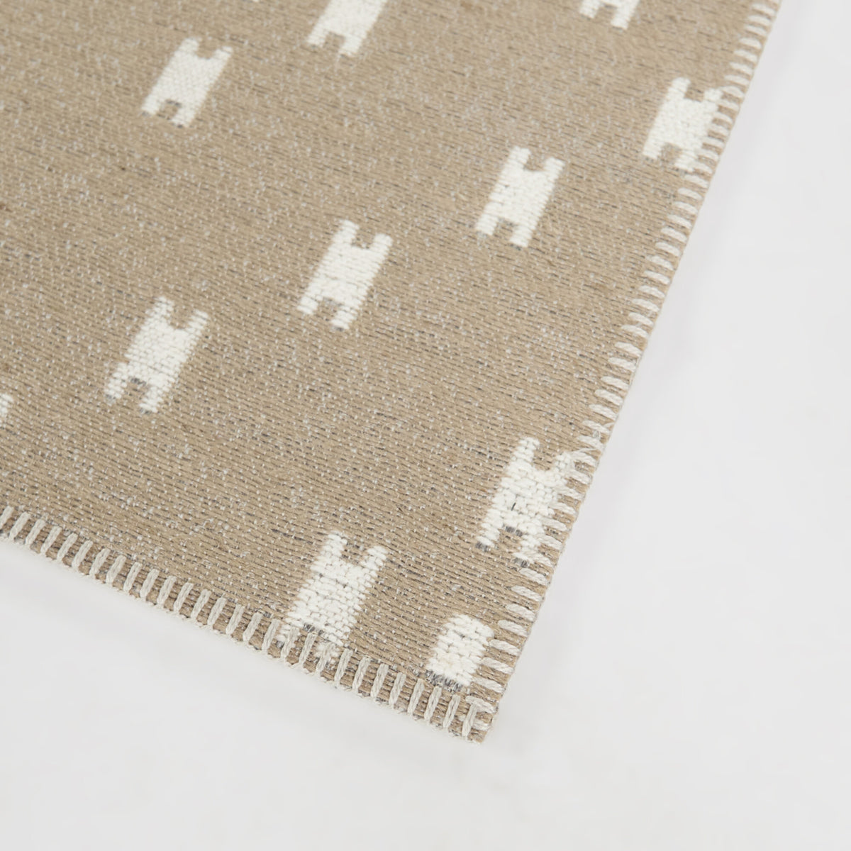 Baude Transitional Trellis  Area Rug