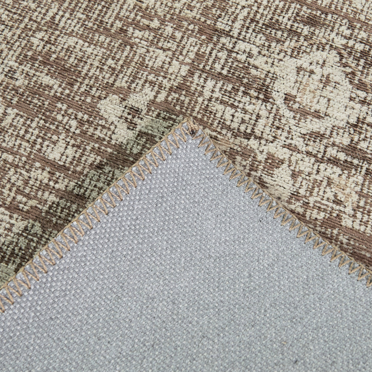 Cornelia Traditional  Area Rug